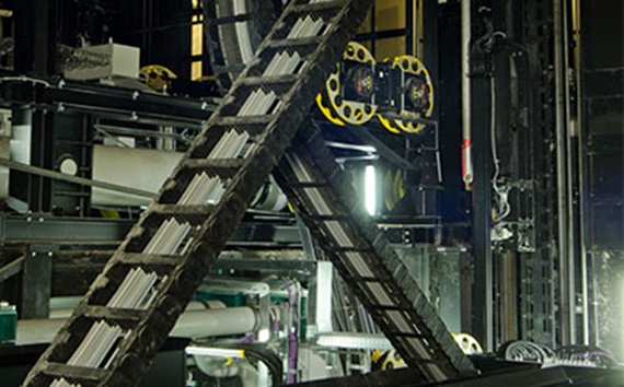 e-spool a cik-cak systémy v pódiových platformách